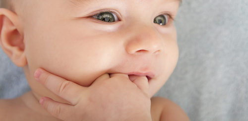 Kyste gencive bébé : informations importantes – Mamans Pratiques